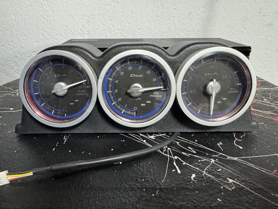 Indicator de temperatură a uleiului Defi Advance BF 60 mm