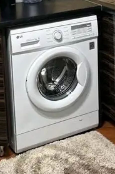 Стиральная машинка в отличном состоянии