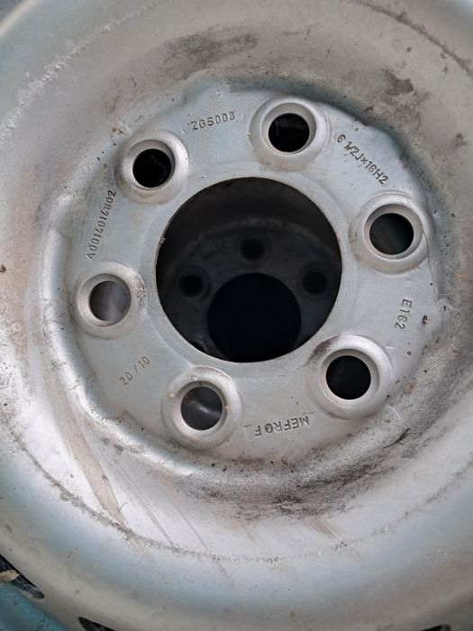 Vand anvelope cu jante