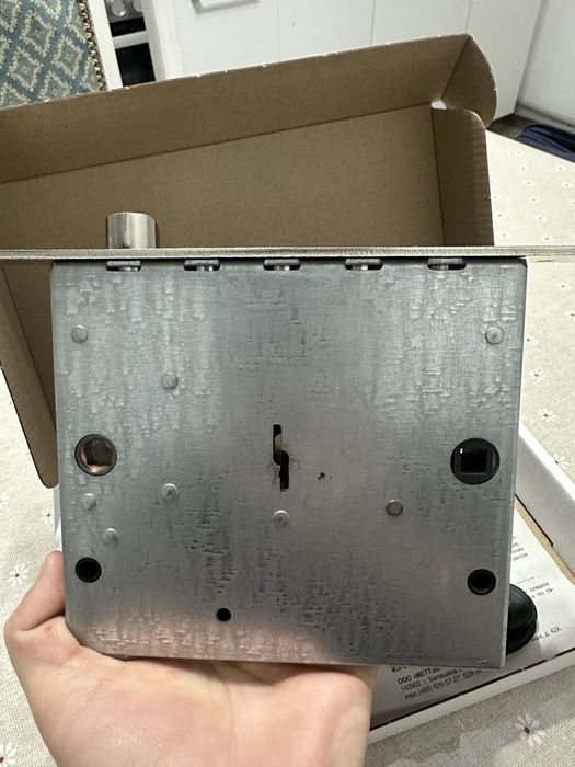 Продам замок в дверь