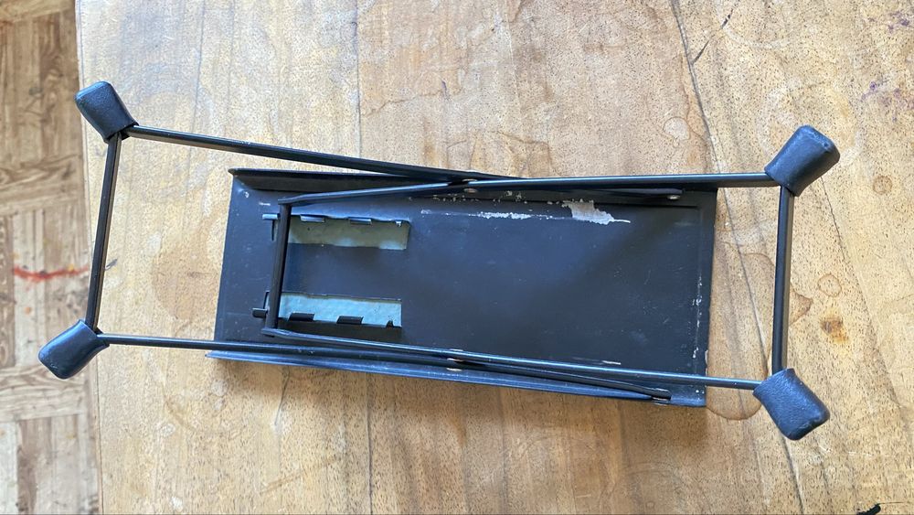 Лот стойка за ноти и поставка за крак за китара