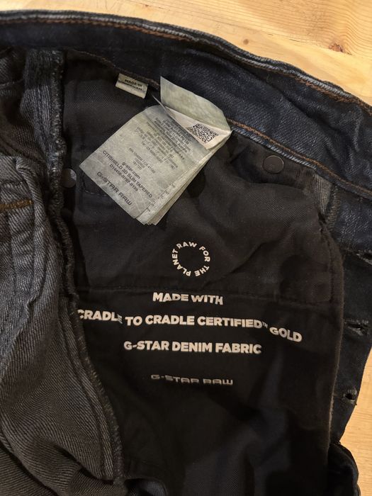 Super model ! Geaca si Blugi G Star Raw/ Originale !