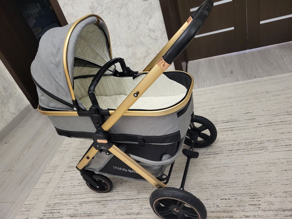 Прогулочную коляску