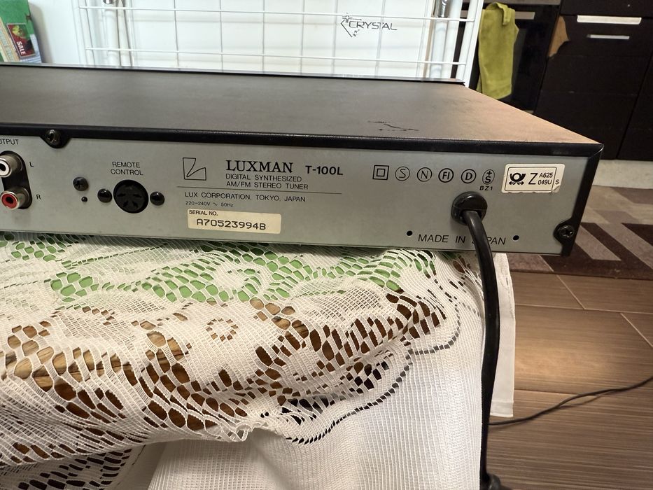 Luxman T-100l FM Тунер