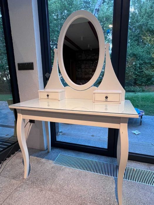 тоалетка с огледало - ikea HEMNES