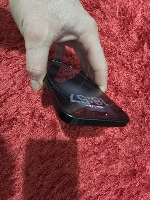 -Iphone 15, Black, 128Gb, 8Ram, bat: 90%, stare foarte buna, doar tele