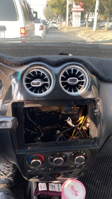 Matiz ramka manitorga 9 dyumli