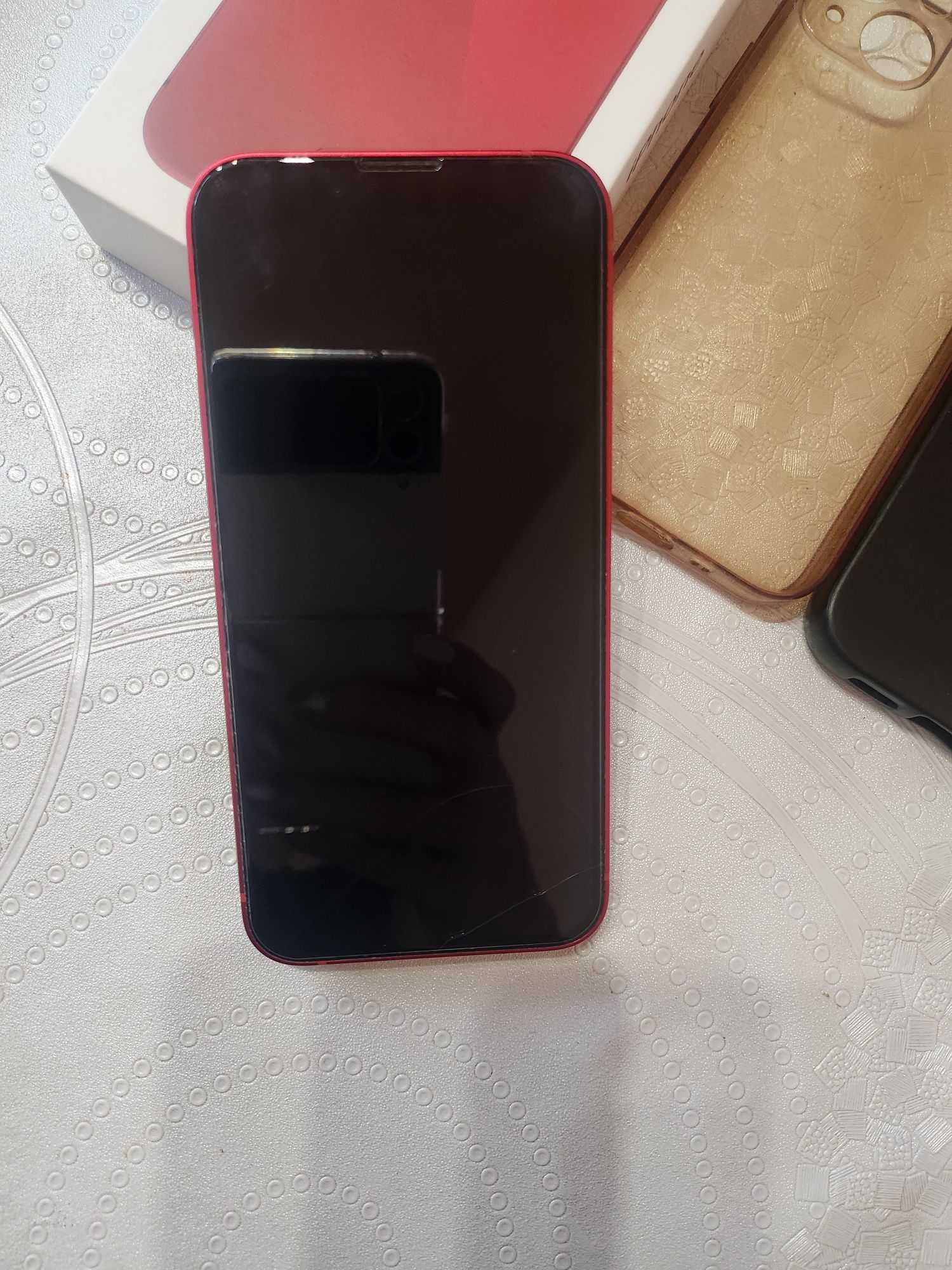 Iphone 13 mini, червен