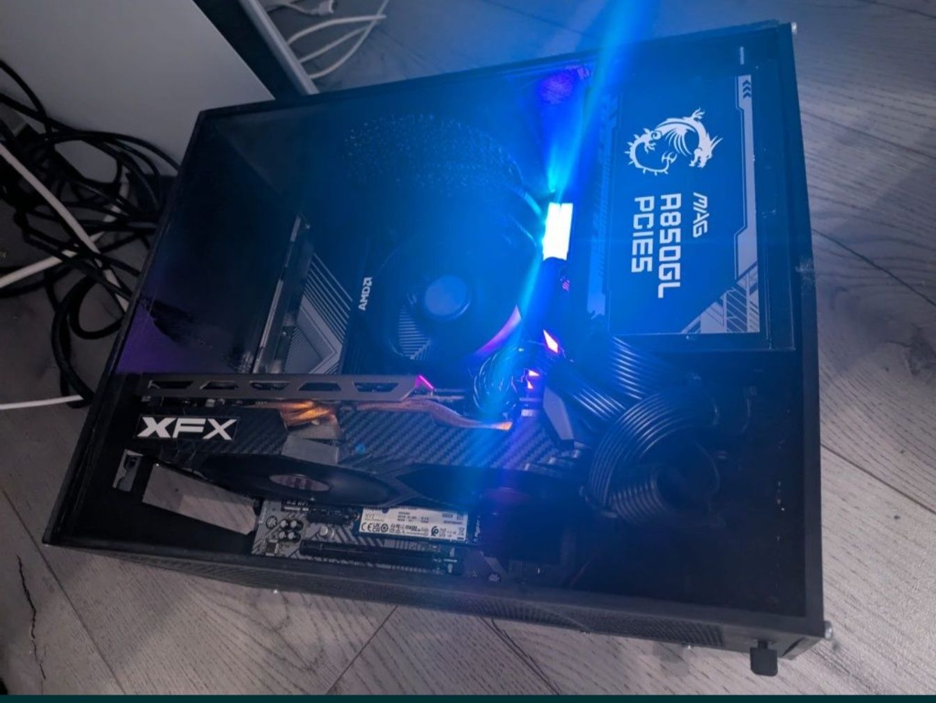 PC Gaming Ryzen 5 7600 | 32GB RAM DDR5 rx6600 si monitor