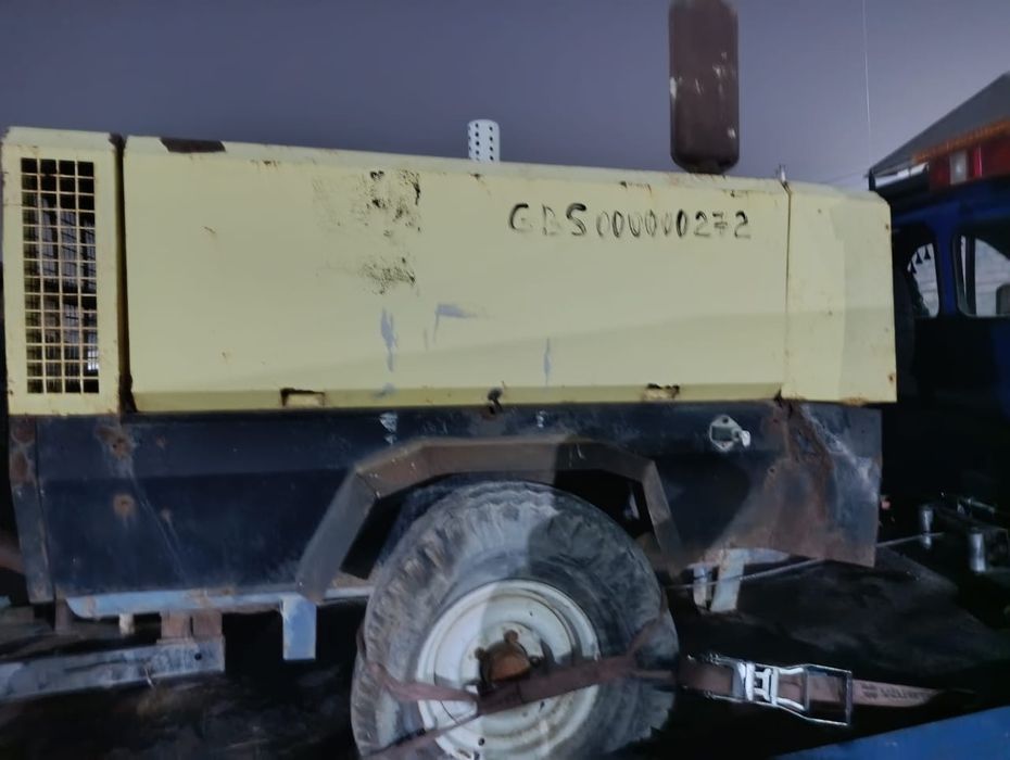 Компрессор и Сварочный аппарат состояние среднее