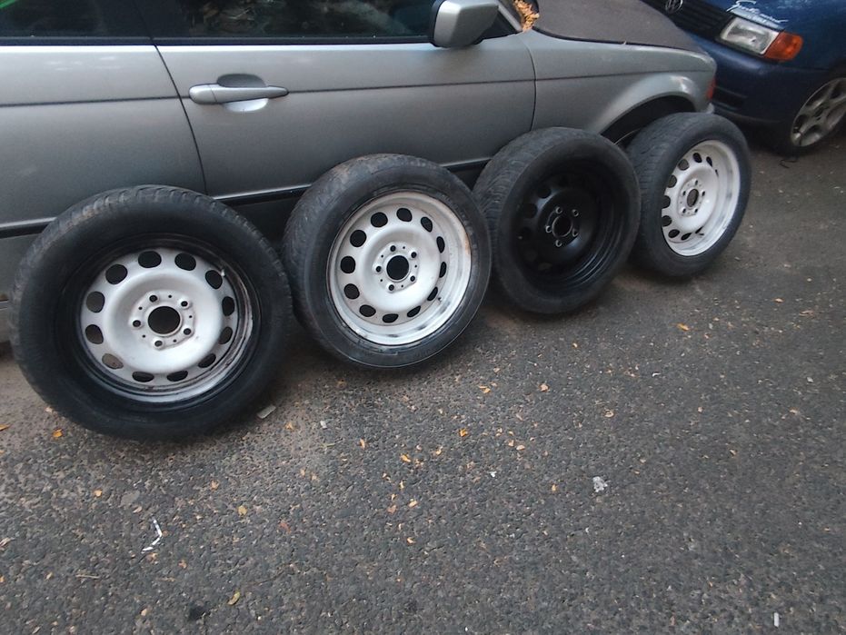 Vând întreg fara acte și fara fiscal pentru piese , BMW E46 320D