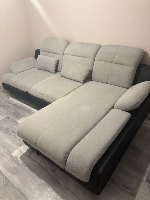 ЪГЛОВ ХОЛЕН ДИВАН с функция сън и ракла