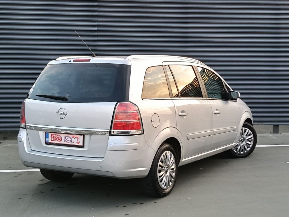 Opel Zafira B 2008  7locuri  1.9d 120 cp  E4