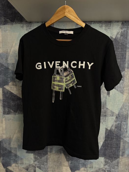 Тениска Givenchy