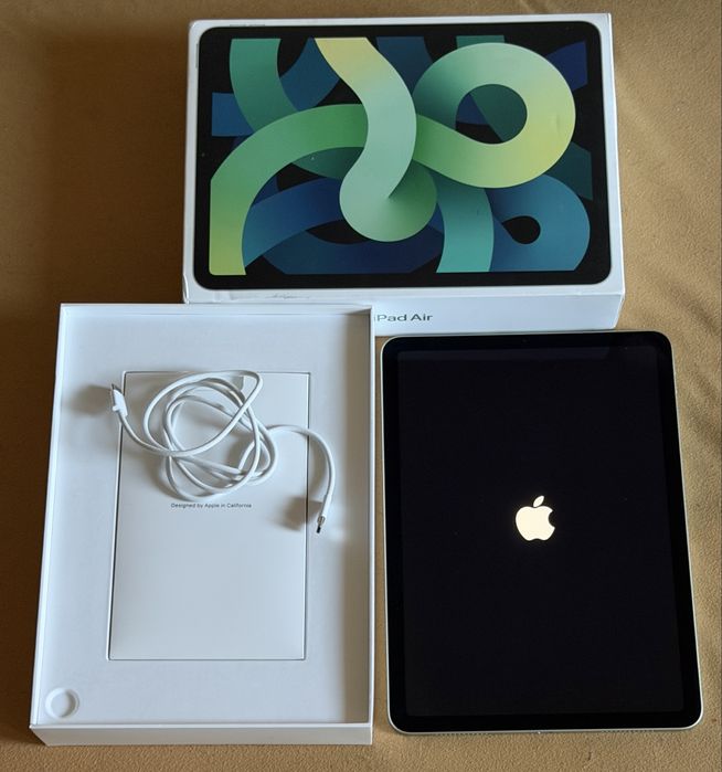 Tableta Apple iPad Air 4 wifi 64Gb Green stare foarte buna