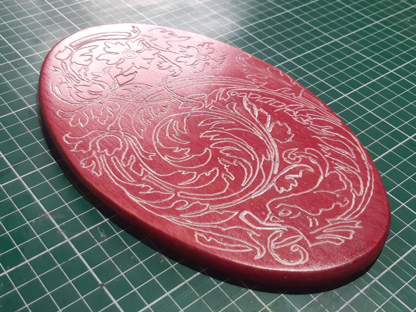 Suporturi sculptate pentru vase/pahare
