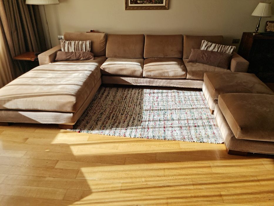 Голям диван с две лежанки