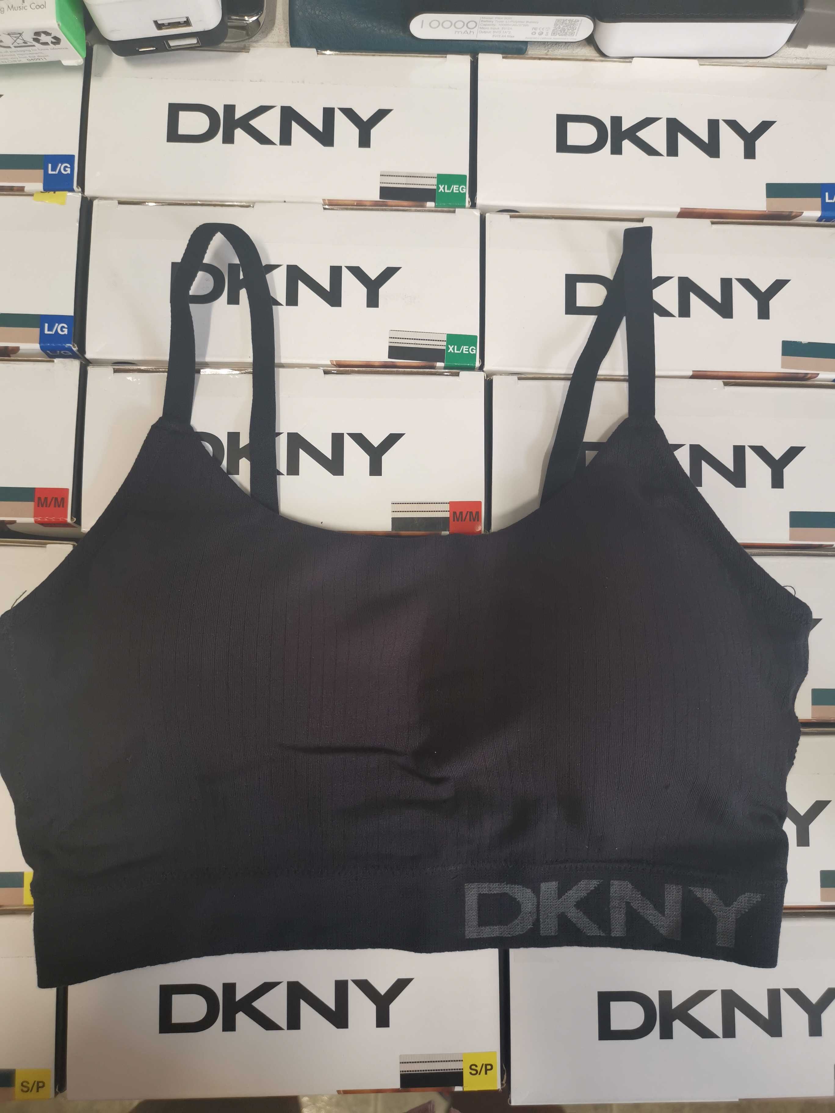 DKNY  безшевен сутиен