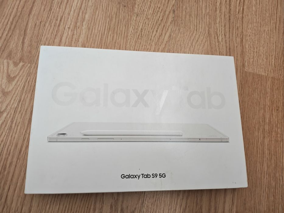 Продам Планшет Samsung Galaxy Tab S9 11 дюйм 8 Гб/128 Гб бежевый