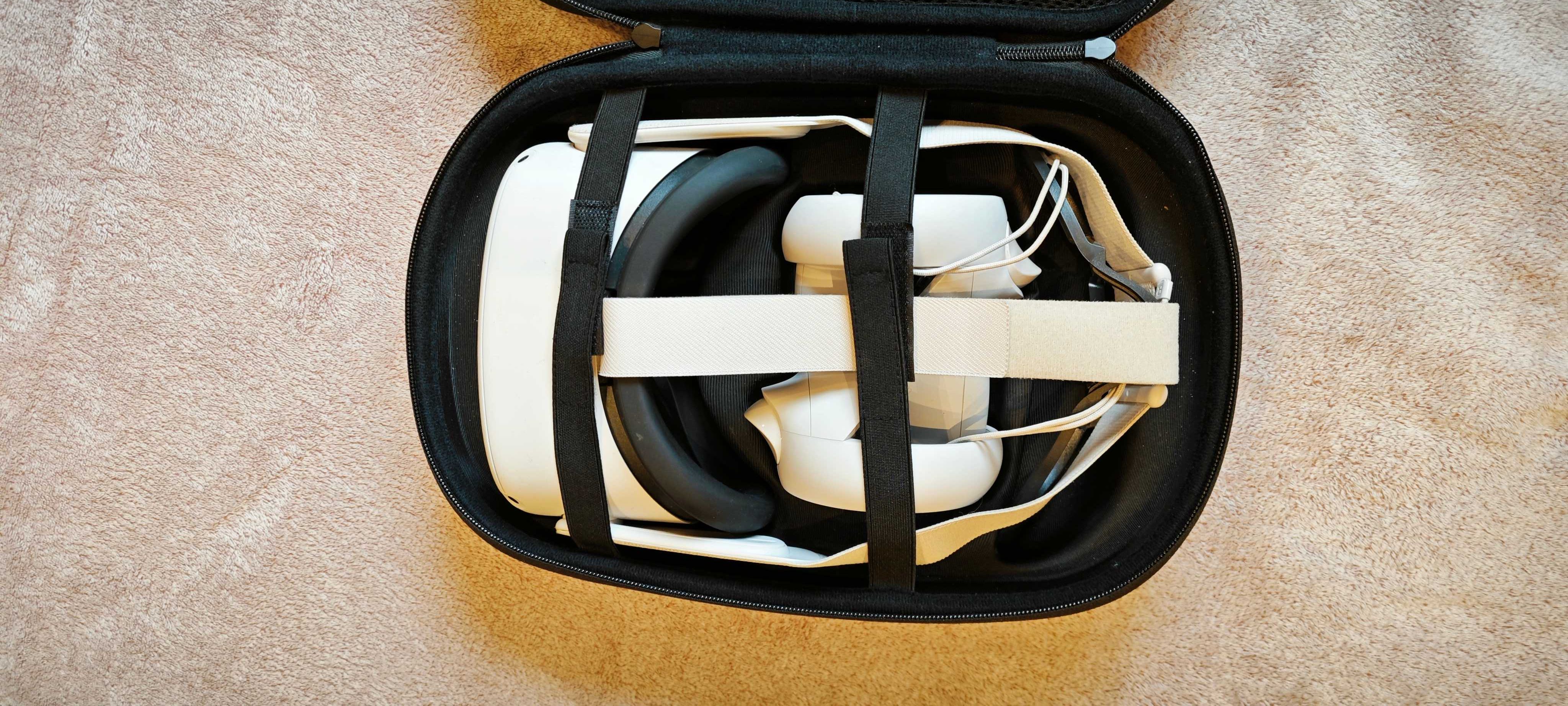 Очила за виртуална реалност Meta Oculus Quest 2 256GB