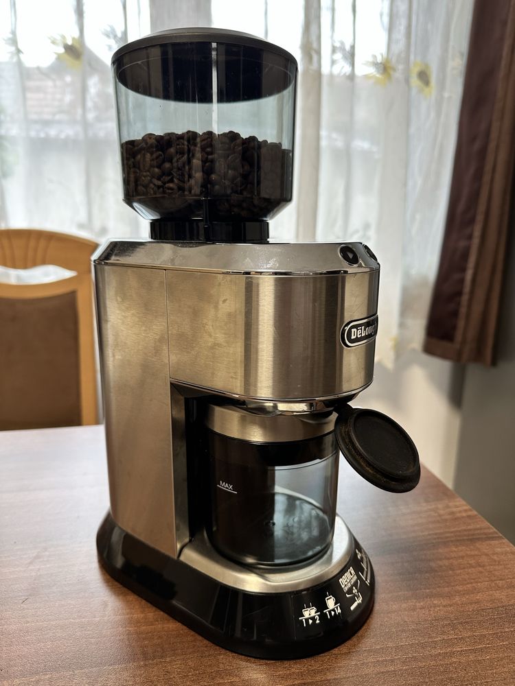 Espressor Barista pack Delonghi ECKG6821.M