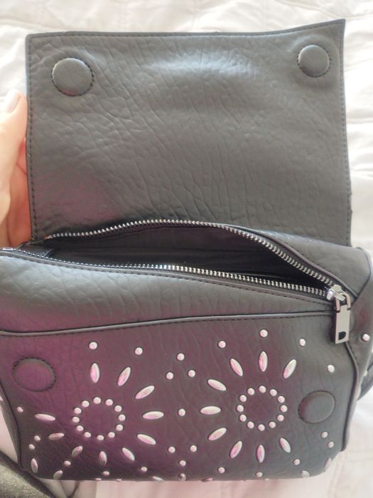 Desual чанта,цена 85 лв,носена веднъж