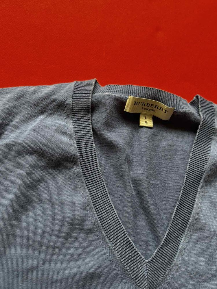 BURBERRY London : V Neck Pull - размер М / Оригинал