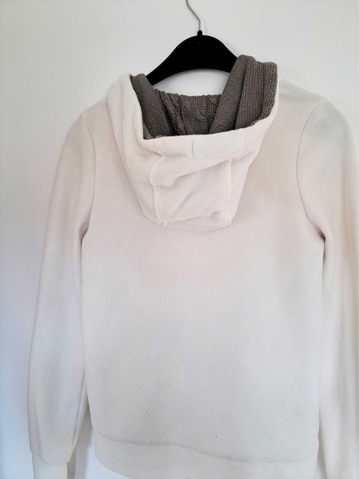 Бяло дамско палто