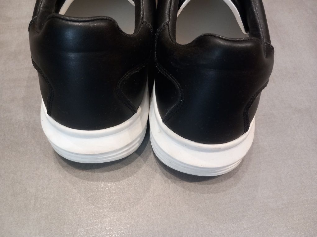 Мъжки обувки Guess