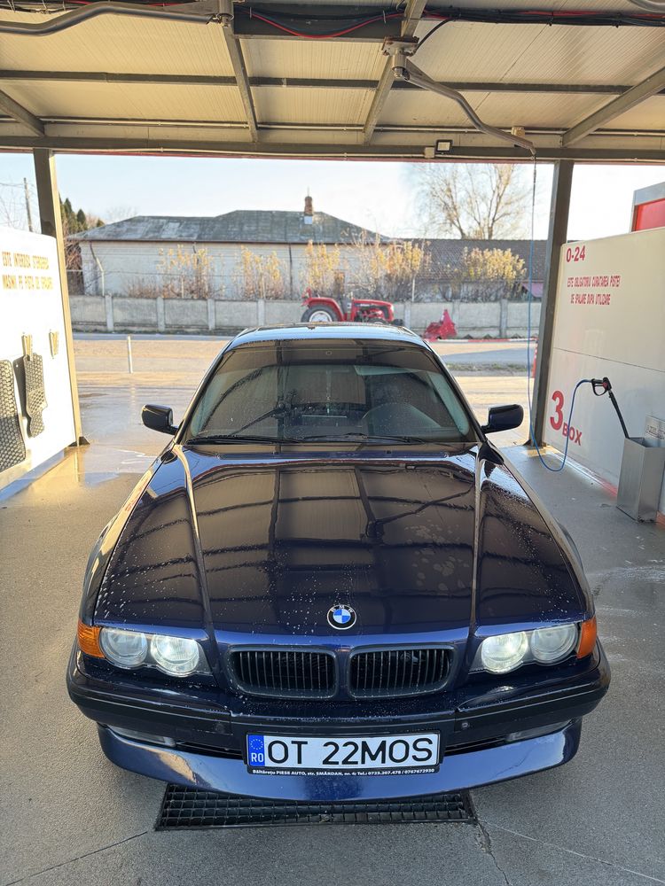 BMW seria 7 e38 1998