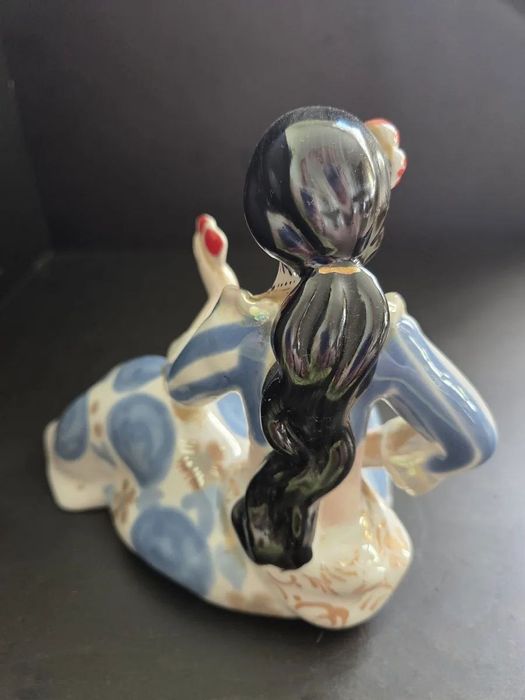 Статуэтки "Цыганка Земфира" и "Цыганка с картами". Винтаж