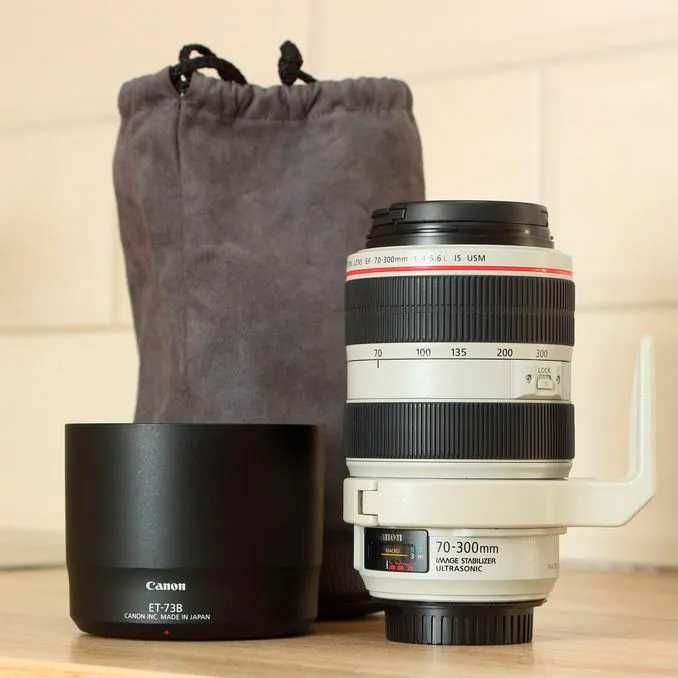 Продам Canon EF 70-300mm f/4.0-5.6L IS USM