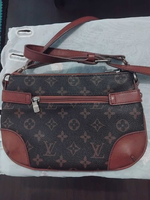 Geanta Louis Vuitton