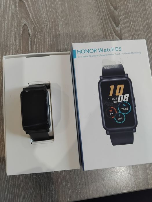 Смарт часовник Honor Watch ES