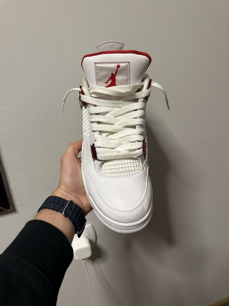 Nike air Jordan 4 red metallic