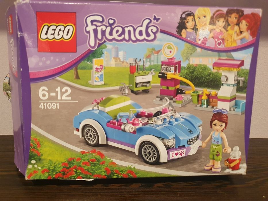 ЛЕГО ФРЕНДС - Спортния автомобил на Мия LEGO Friends 41091