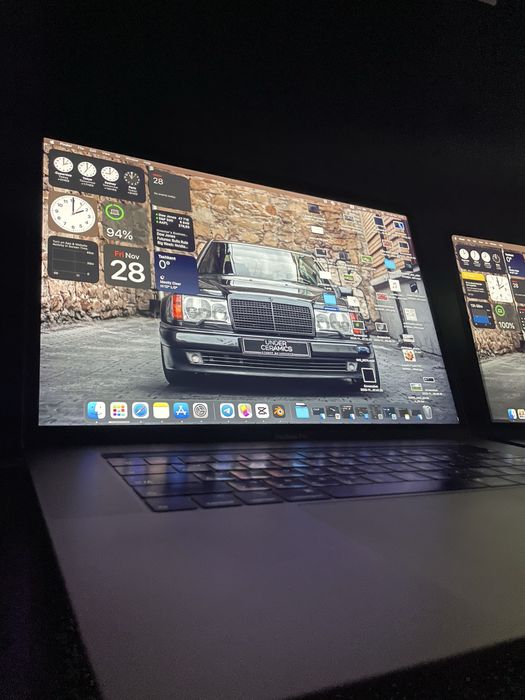Macbook pro 2018 32/1024 3d grafika uchun 8k ekran 1.5 yil ishlatilgan