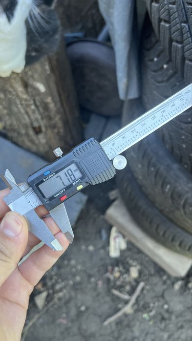 Anvelope iarna 215 65 r16 2023