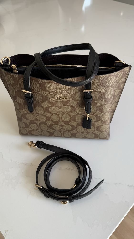 Чанта Coach Mollie Tote 25 in signature canvas