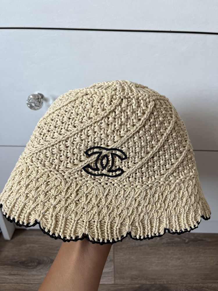 Оригинална шапка Chanel h