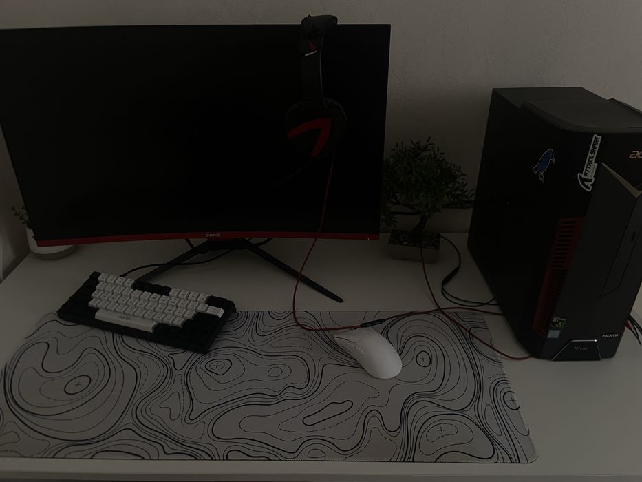 Продаеться Комьпютер