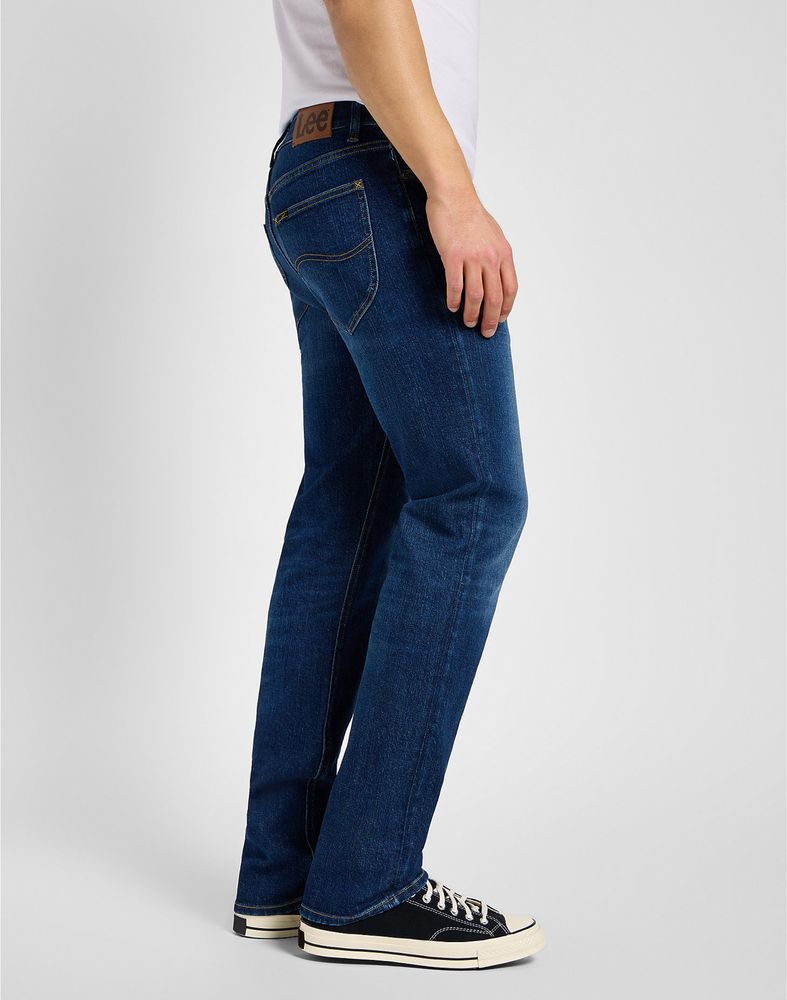 Джинсы Lee extreme motion regular fit. 34/30: 36/32.