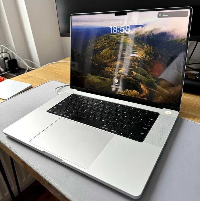 Macbook Pro 16 M2 Pro 2023