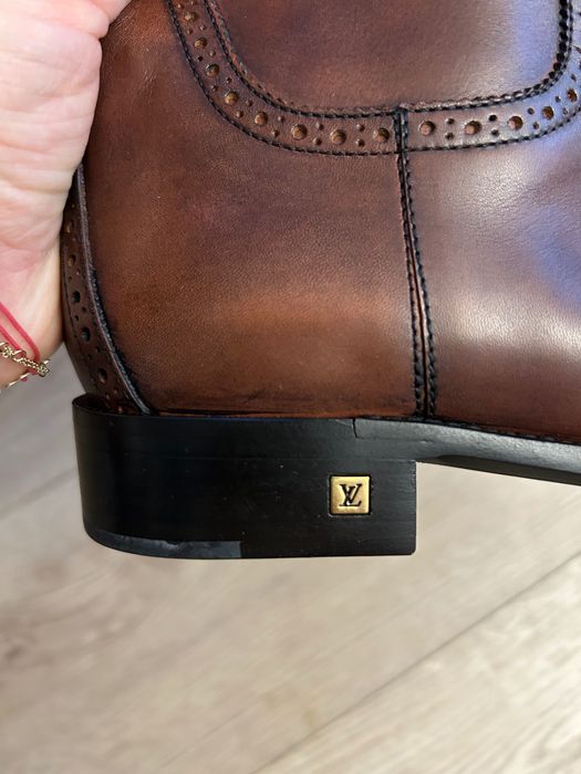 Cizme Louis Vuitton maro