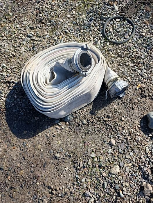 Продаю Пожарный шлангти