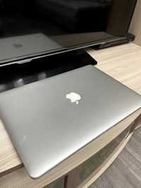 MacBook Pro ( Retina, Mid 2012)
Процессор 2,4 GHz 4- ядерный процессор