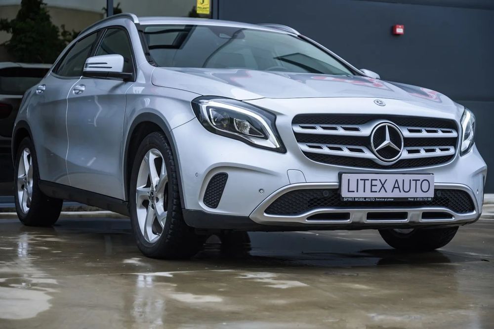 Mercedes-Benz GLA Mercedes-Benz GLA-Klasse 200 Benzina 1.6 2020