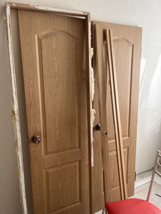 Есік сатылады бағасы арзан 5000 мын берем каждыйн