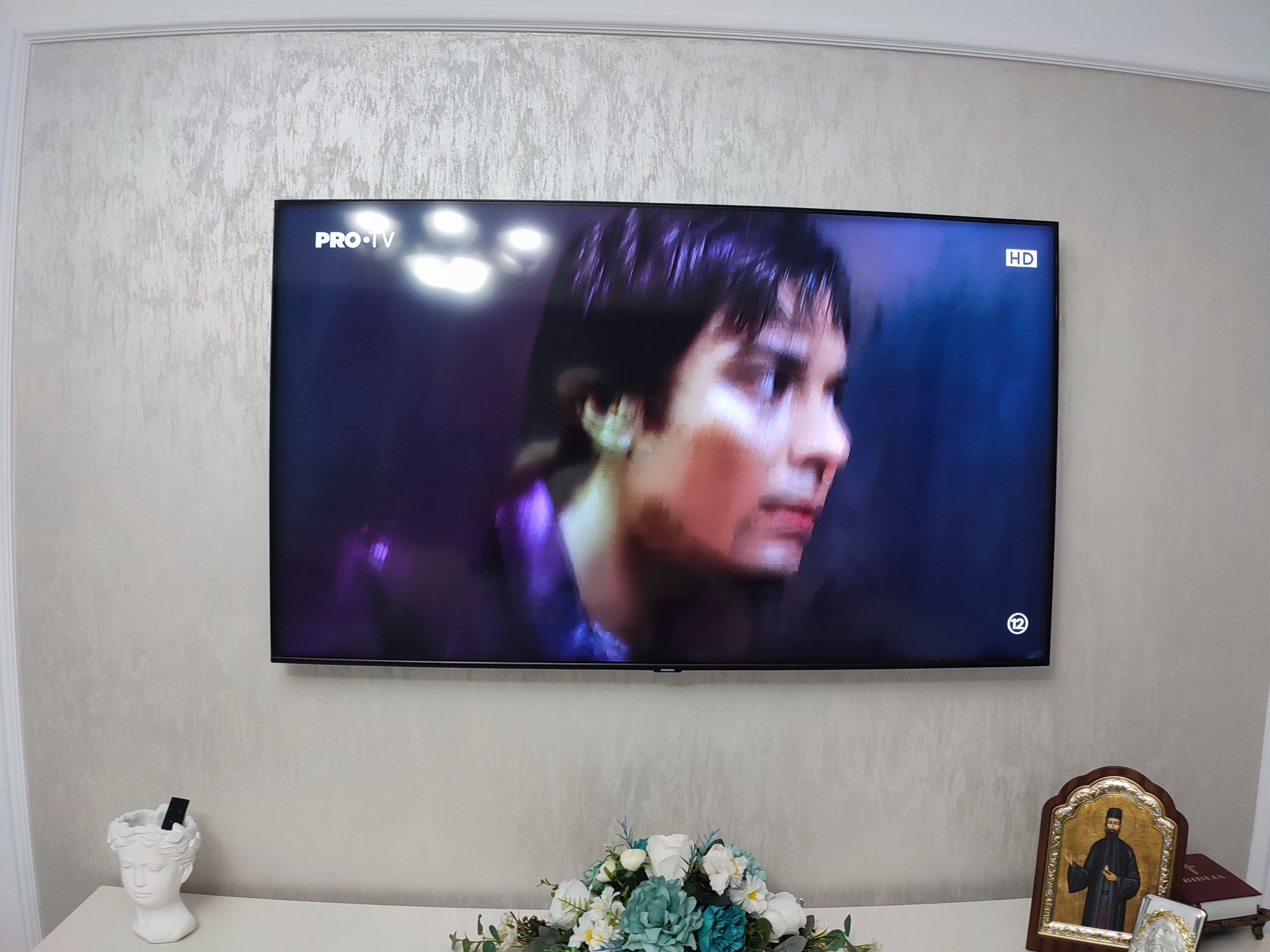 TV Smart Samsung QLED, 146 cm- display defect, predare in BT!