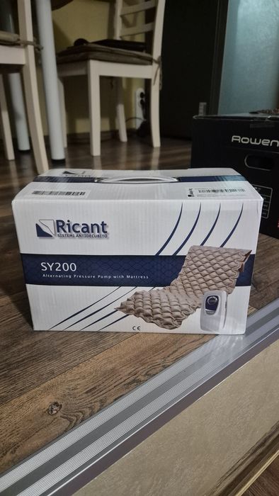 Антидекубитален дюшек с компресор Ricant SY200